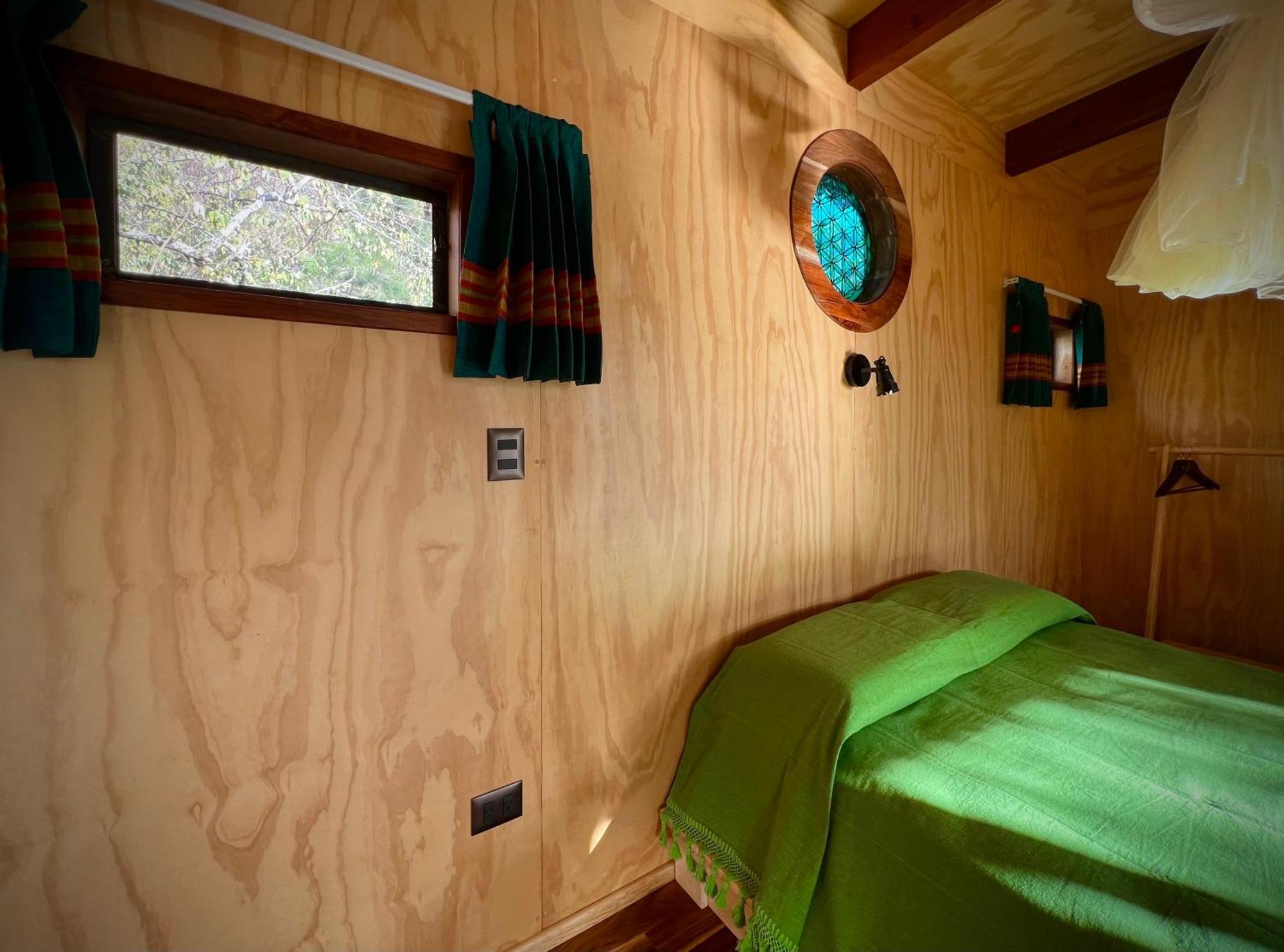 Santuario Ave Fenix-Cabanas Tepoztlán Zimmer foto